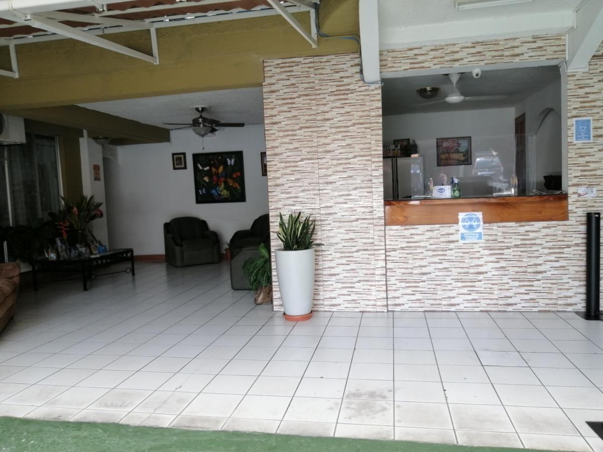 Hotel Malinche Quepos Buitenkant foto